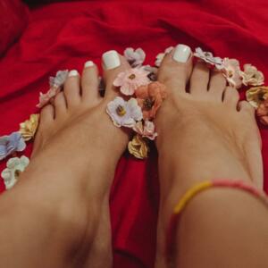 Clemencyfeet's media