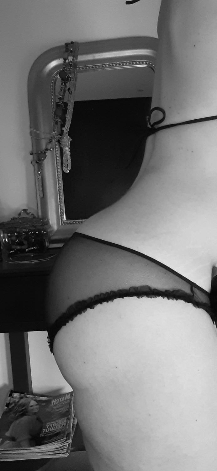 Coquine_et_excessive's media