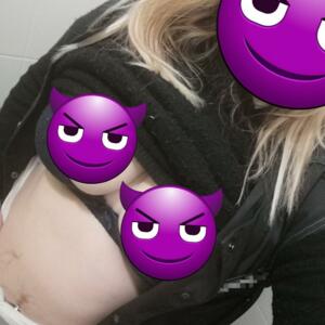 Coquine_hot_bbw_sex's media