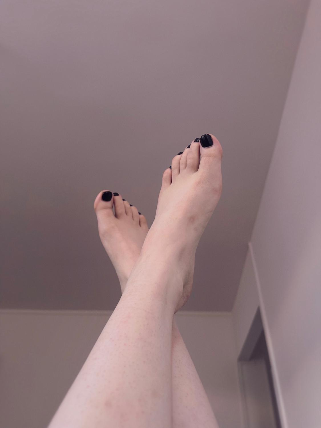 Coralinfeet's media