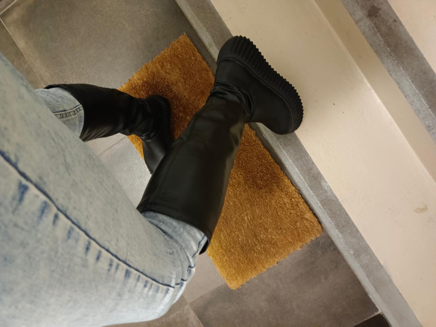 Crazyoutfit's media