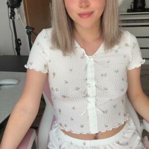 Cupcax's media