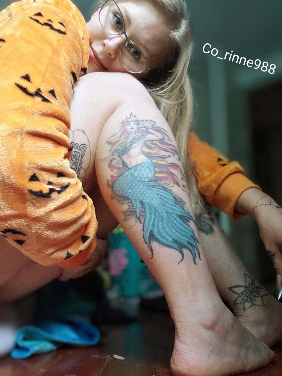Curiousscorinne's media
