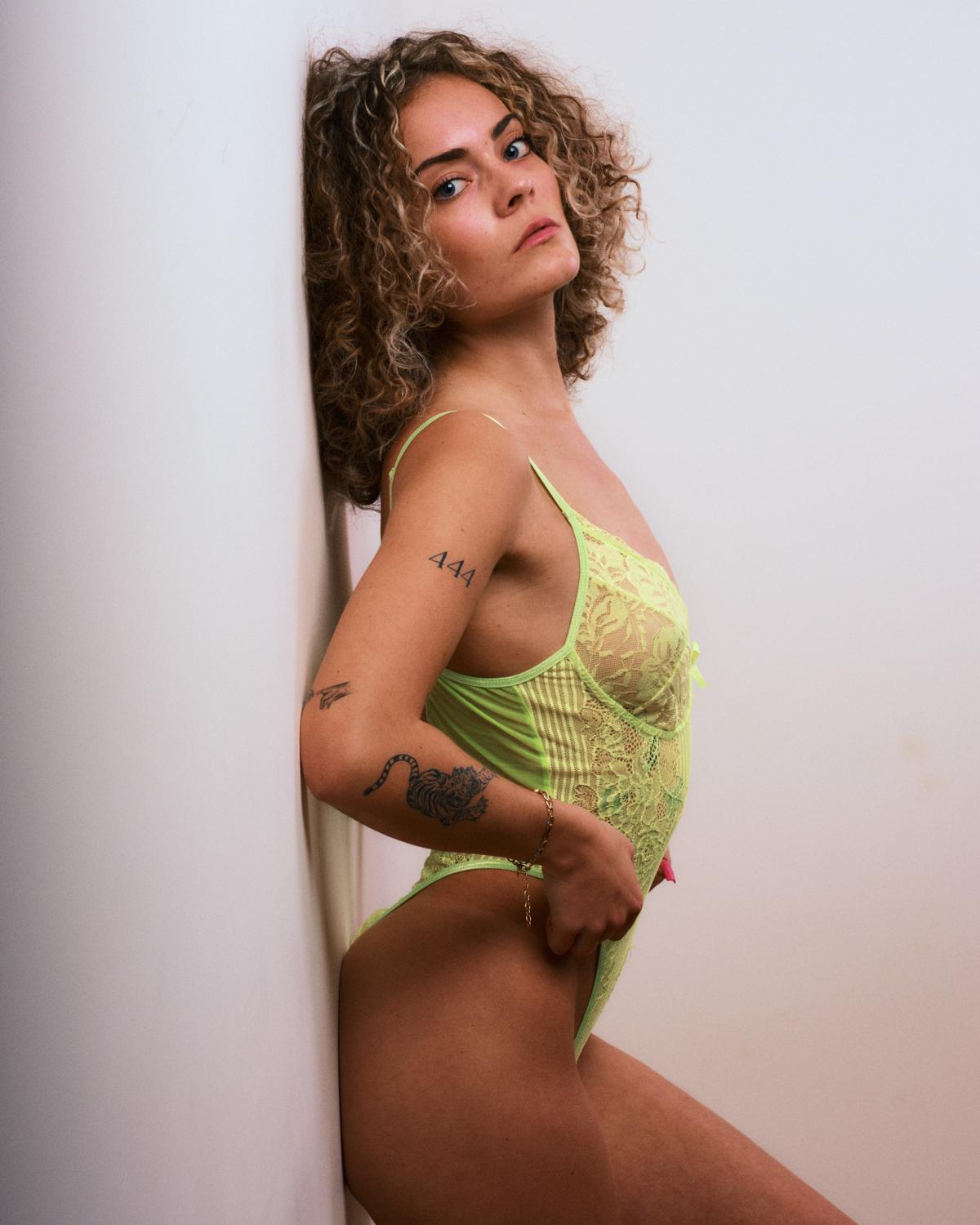 Curly_hair's media