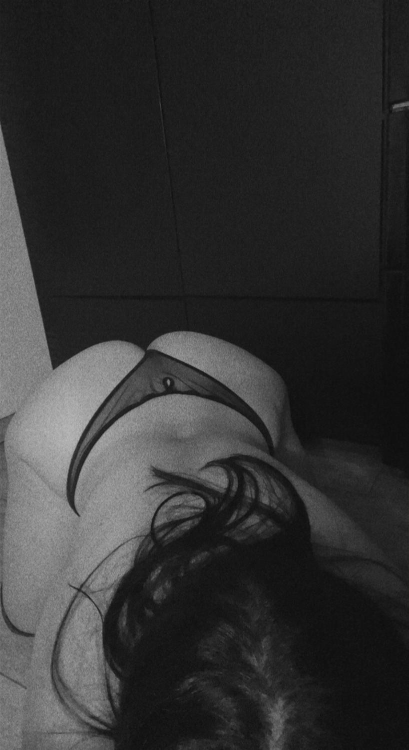 Curvy_sensuelle's media