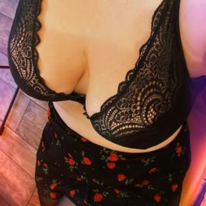 Curvy_sensuelle's media