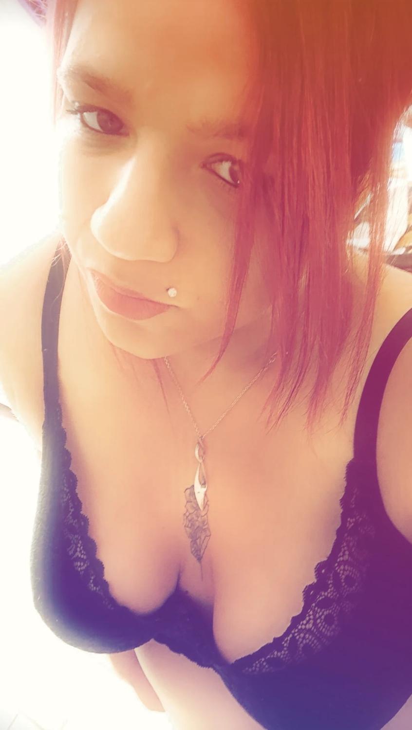 Curvy_sexy2607's media