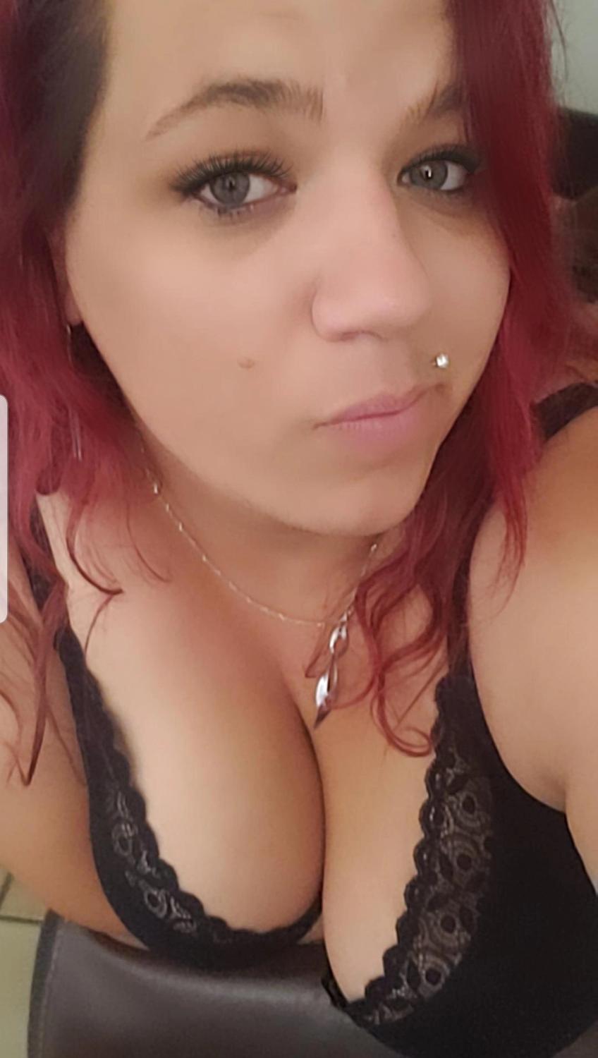 Curvy_sexy2607's media