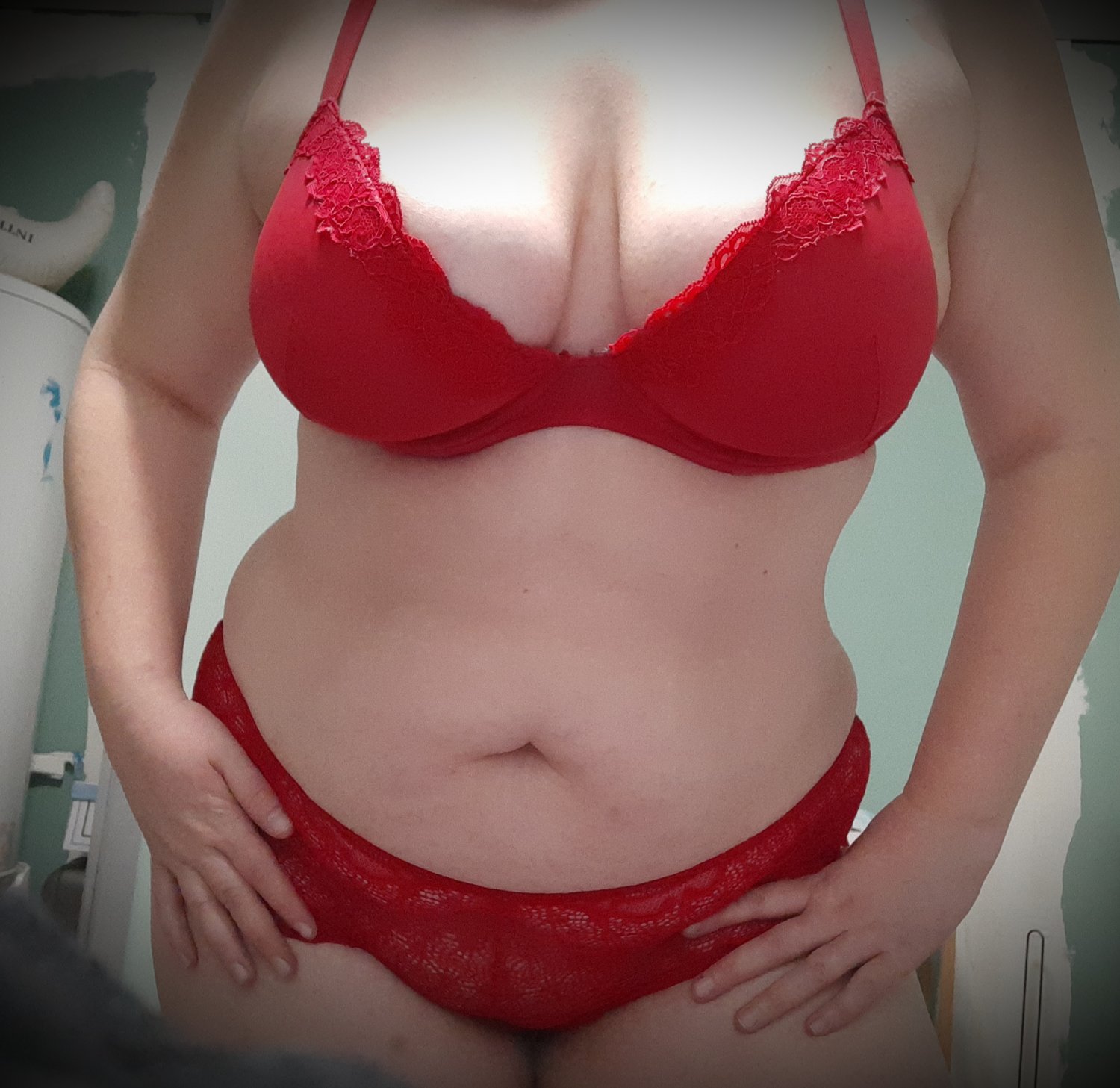 Curvyandgeek's media