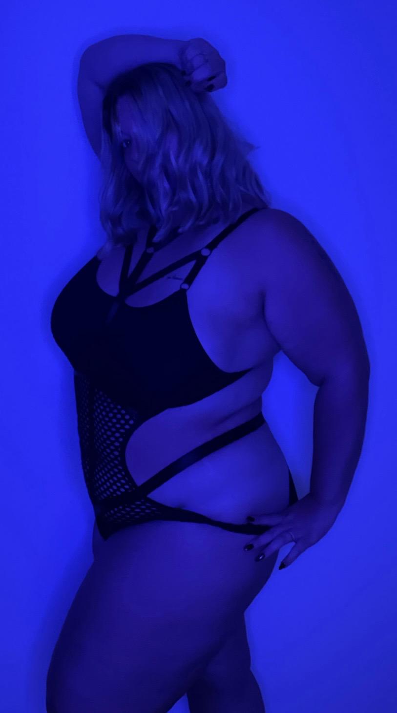 Curvycinnamon's media