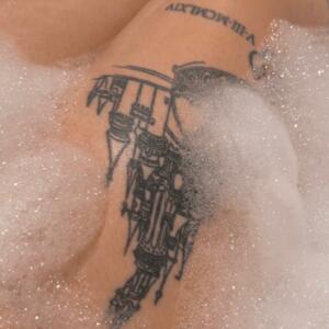 Curvytatts's media
