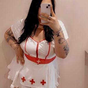 Curvytatts's media