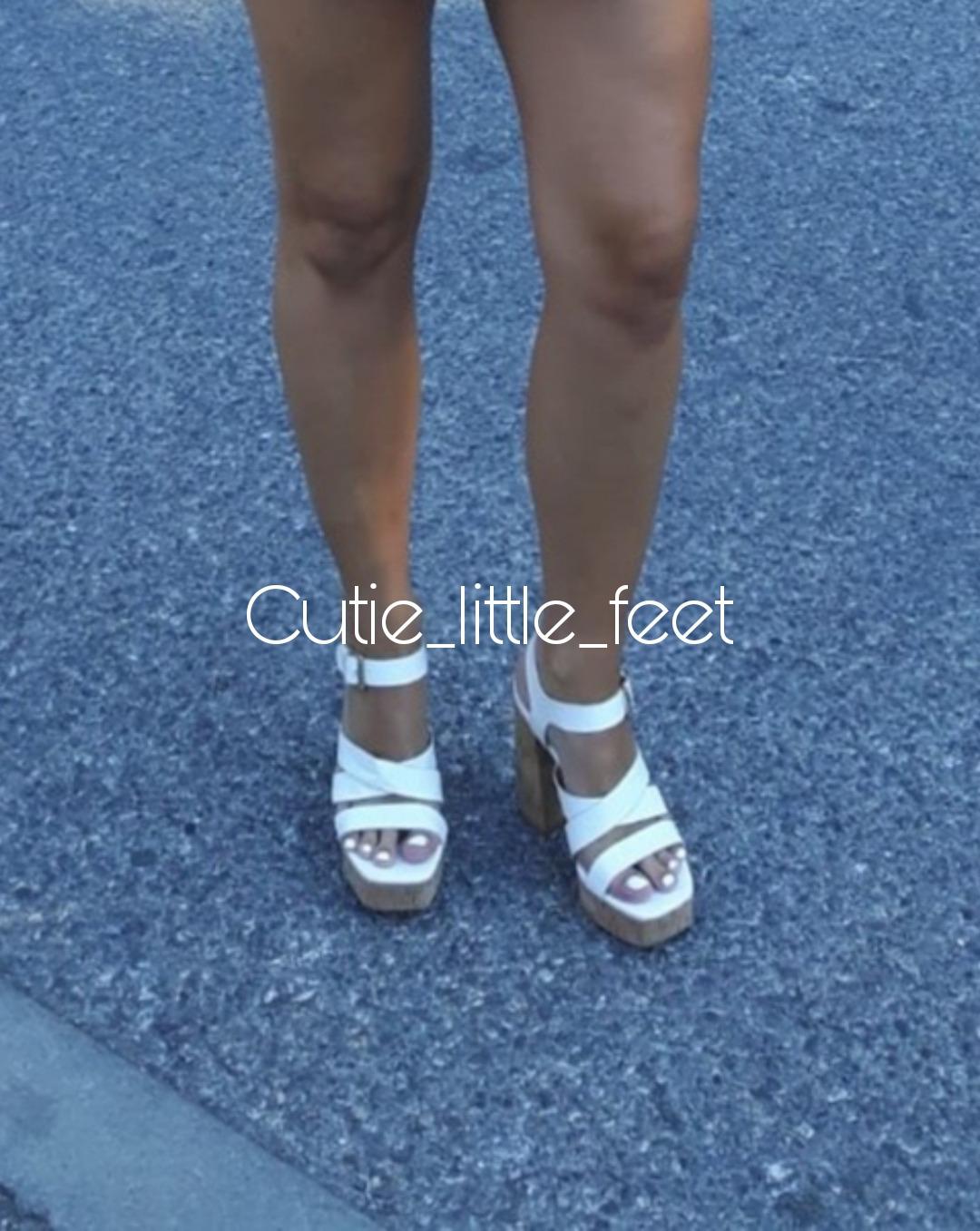 Cutie_little_feet's media