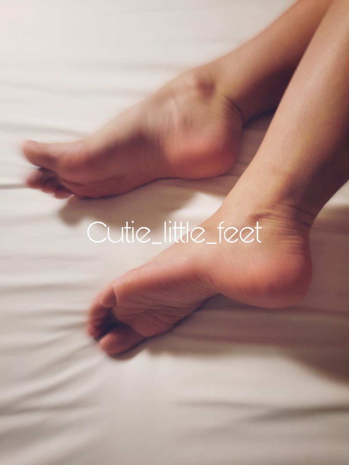 Cutie_little_feet's media