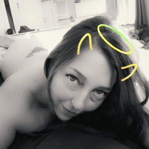 Cynthiapremium's media