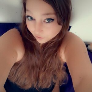 Cynthiapremium's media