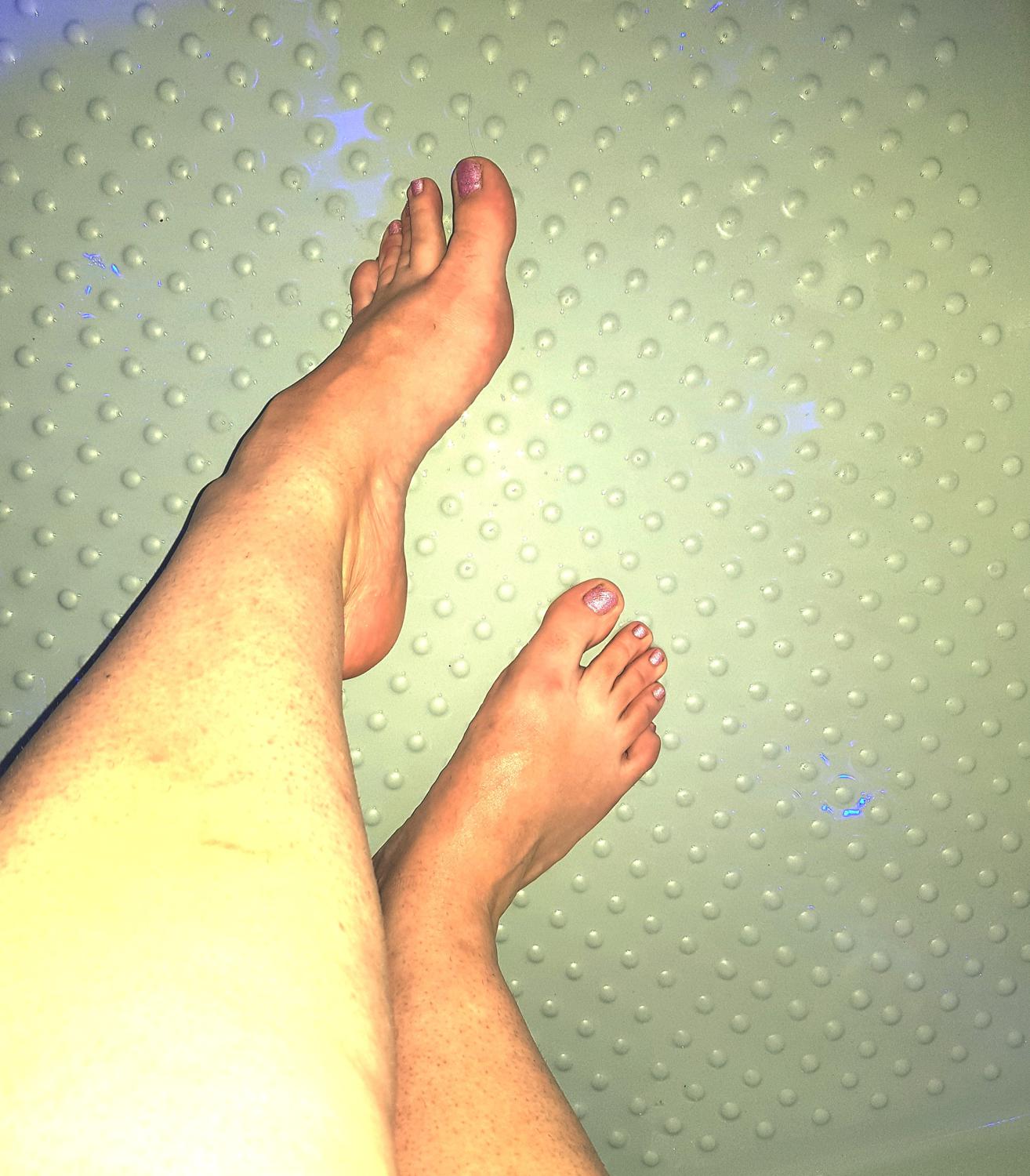 Dahlia_feetgirl's media