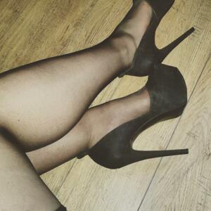 Dahlia_feetgirl's media