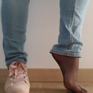 Dahlia_feetgirl's media