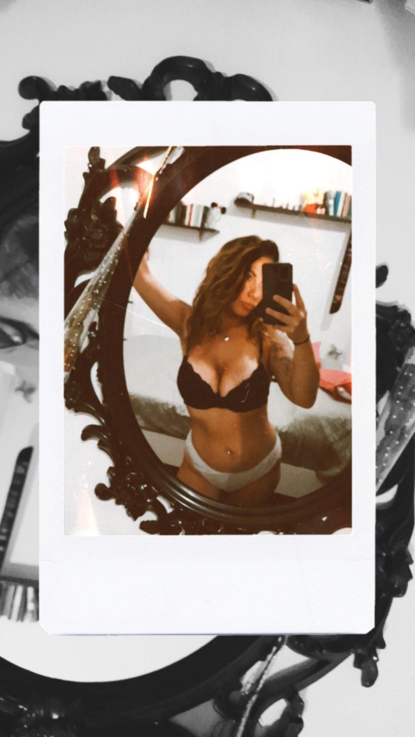 Dailena_89's media