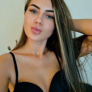 Dallina's media