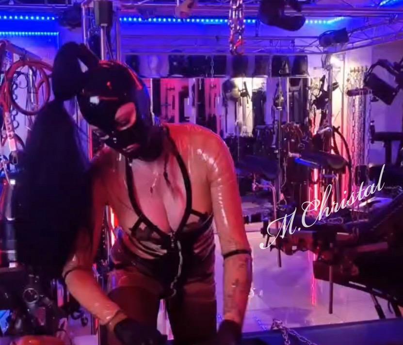 Dark_trouple_bdsm's media
