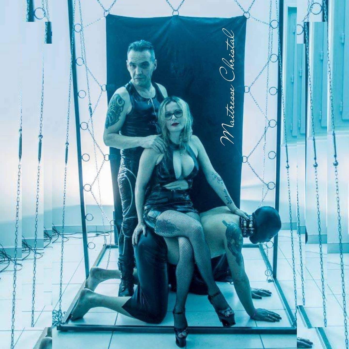 Dark_trouple_bdsm's media