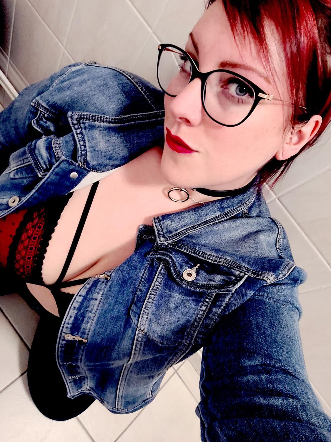 Darkmoonsubmiss's media