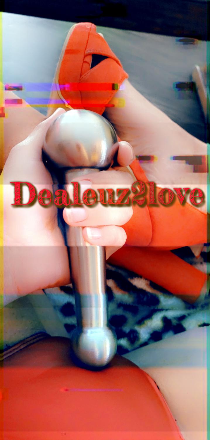 Dealeuz2love's media