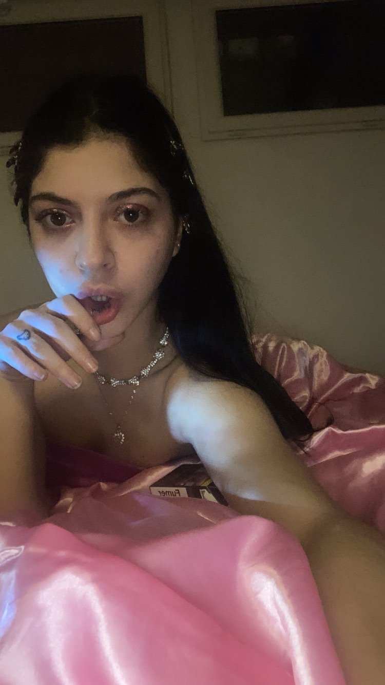 Deessebambie's media