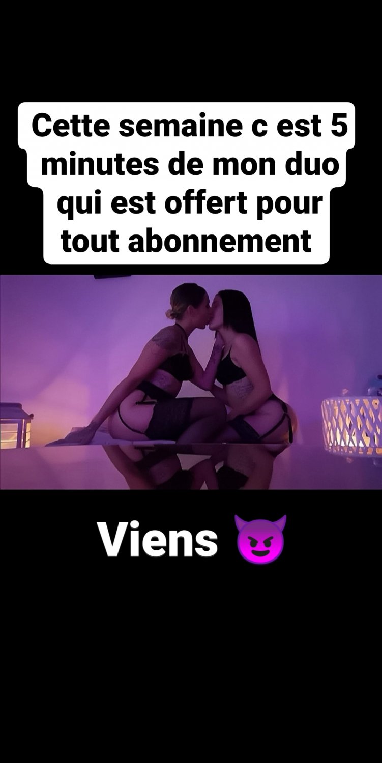 Deshabillemoi's media