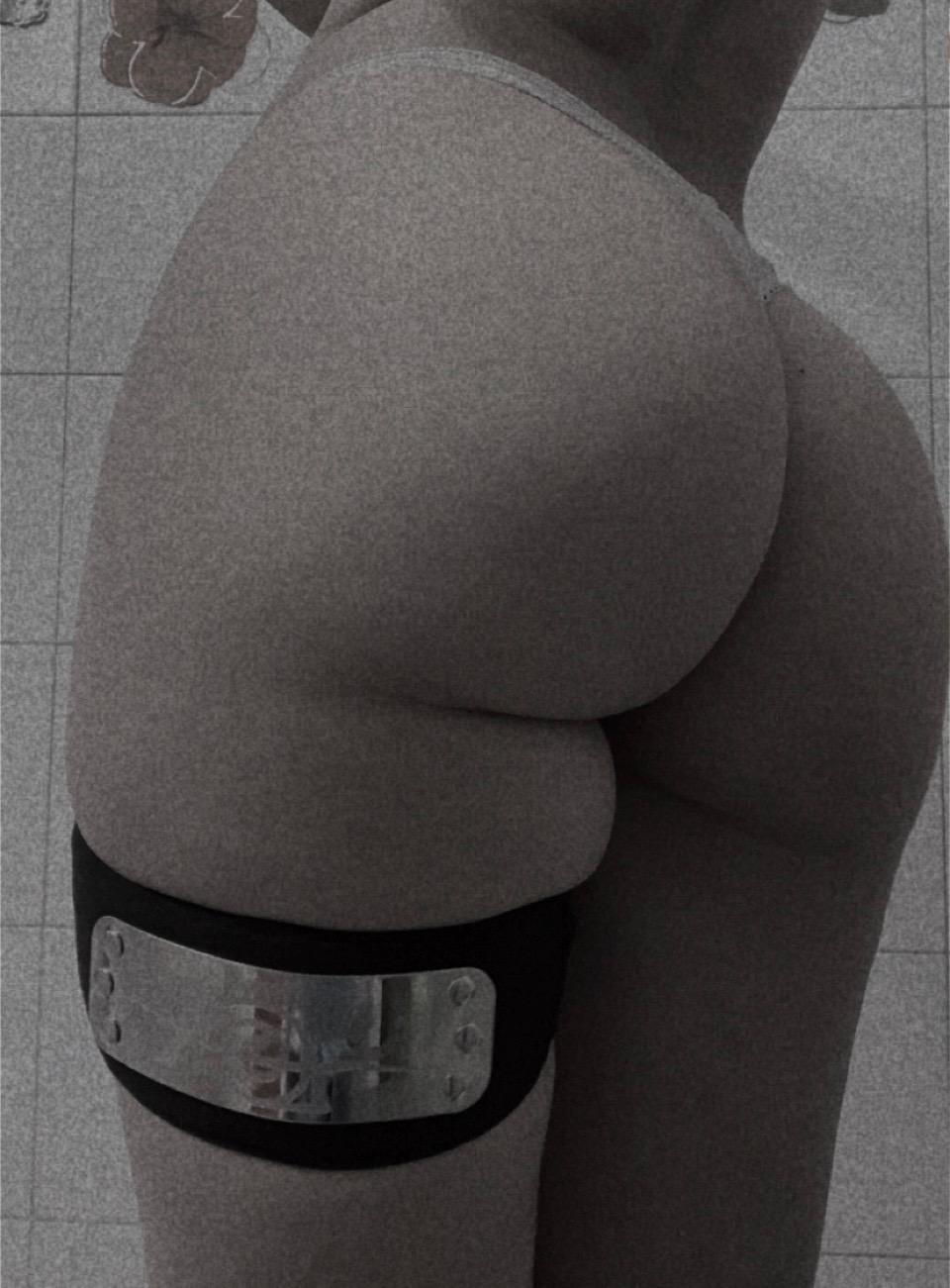 _deviluna_'s media