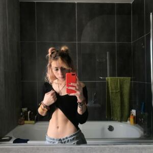 Diablotineee's media