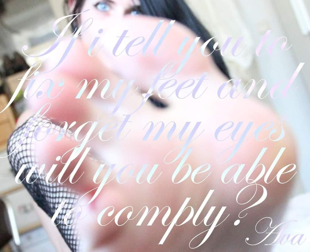 Divinedeesseavabrown's media