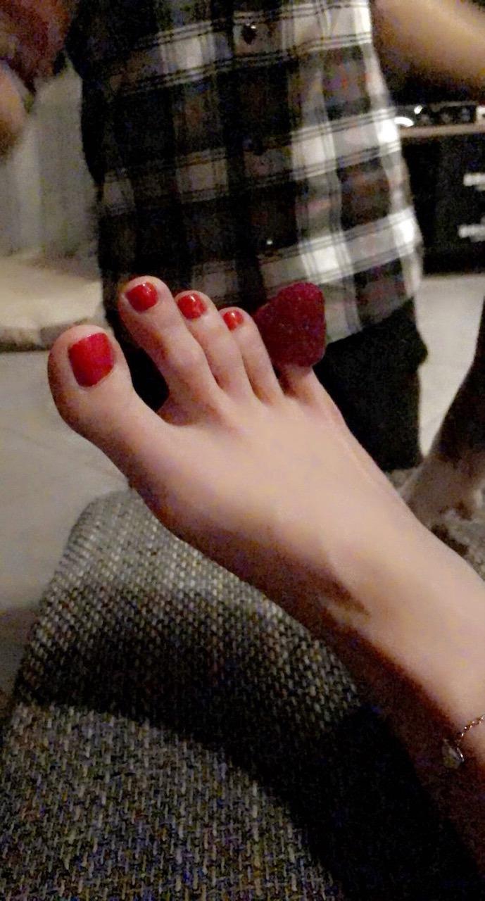 Divinereinejulie's media