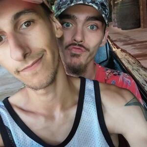 Domietsonslave's media
