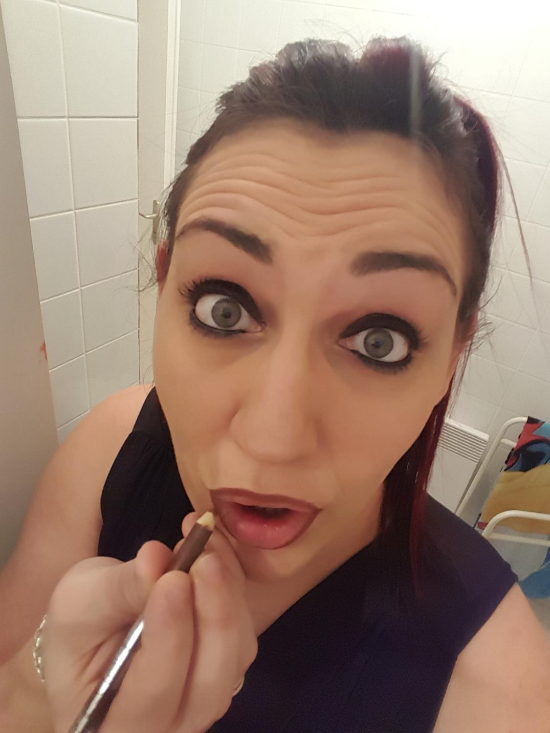 Elisacoquineoff's media