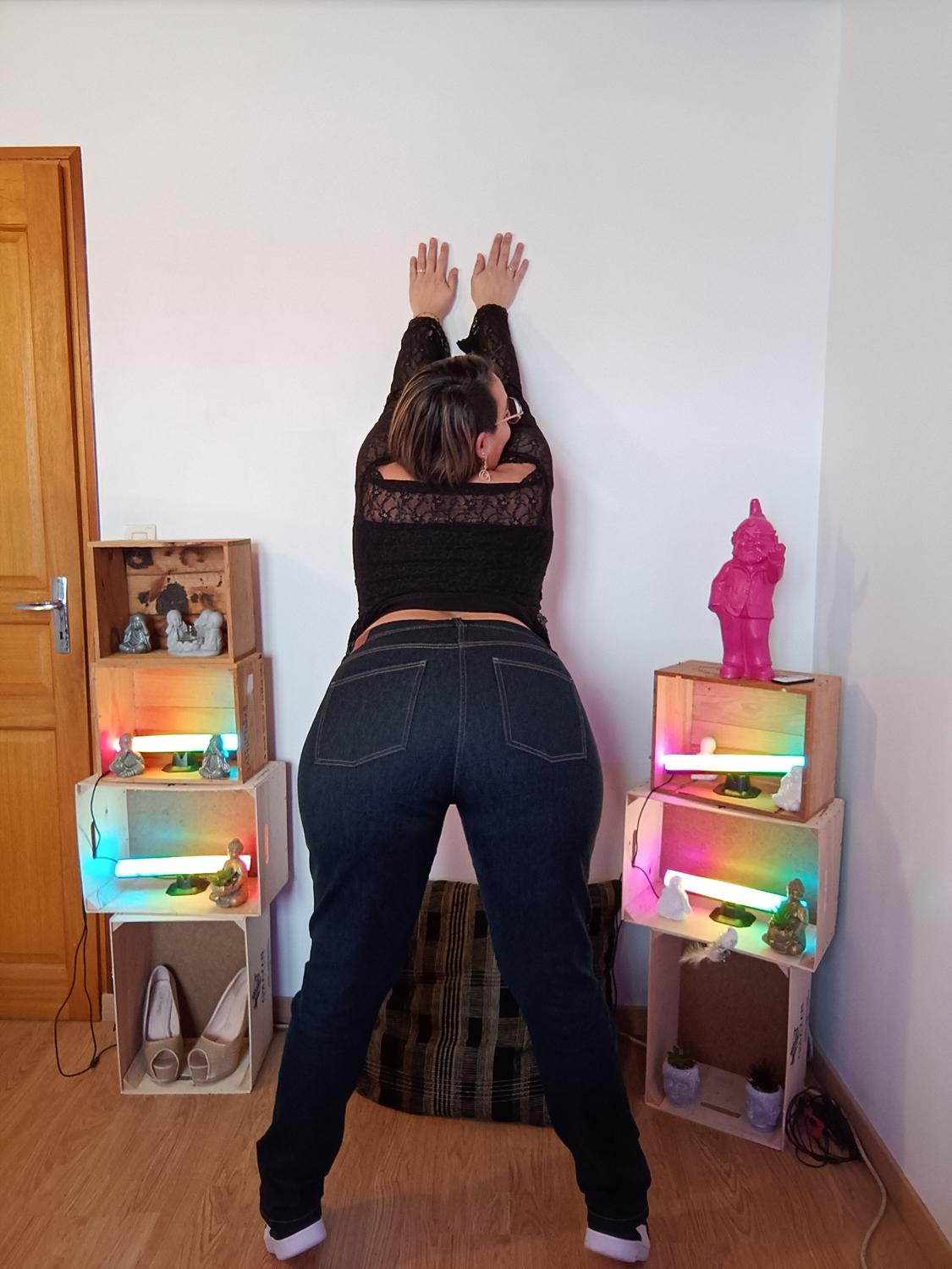 Elisacoquineoff's media
