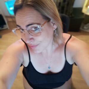 Elisacoquineoff's media