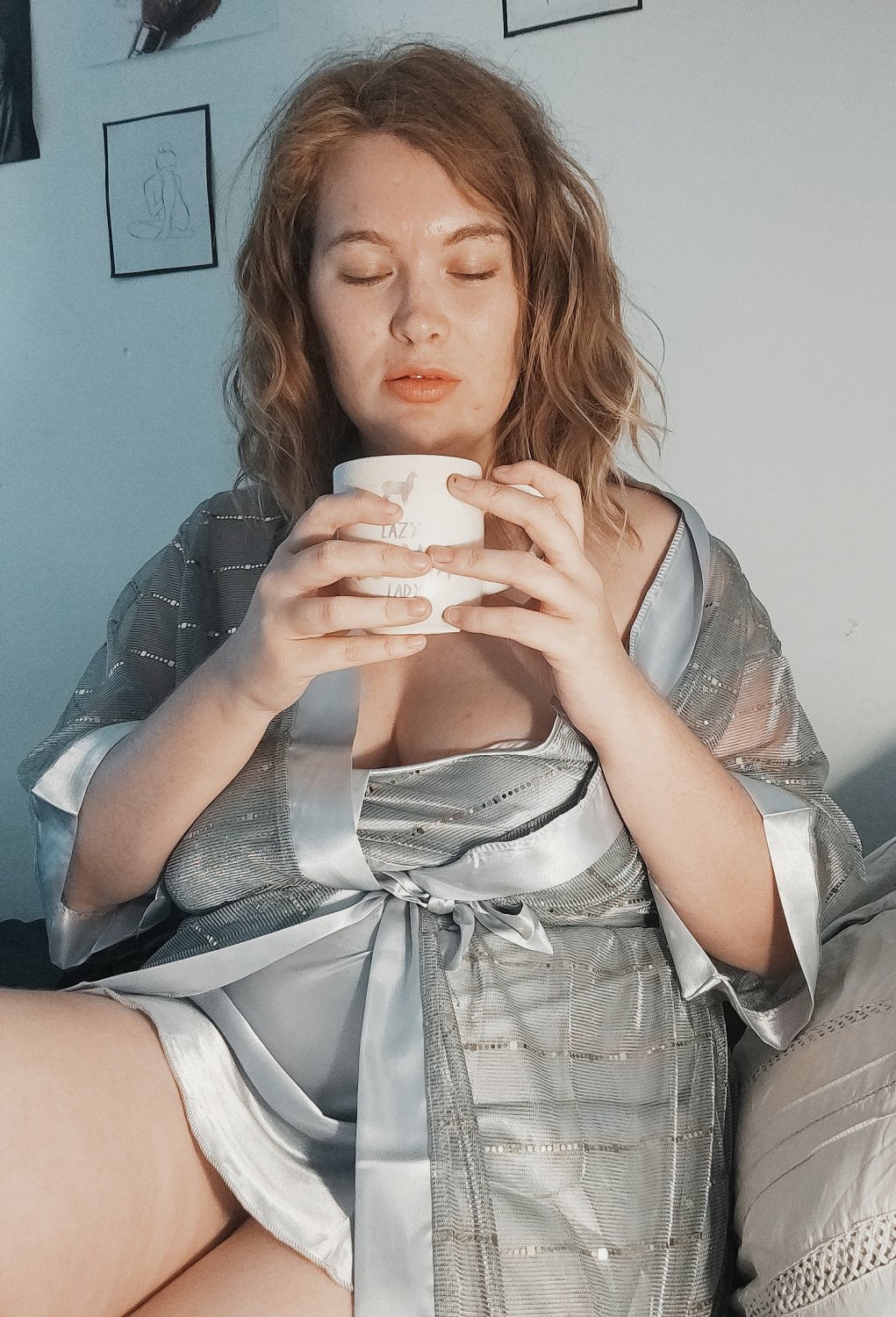 Elisalackey's media