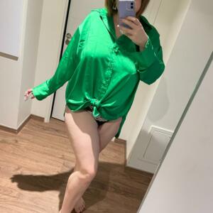 Elisalackey's media
