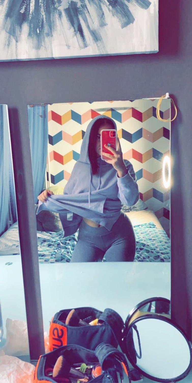 Elisaprrr0's media