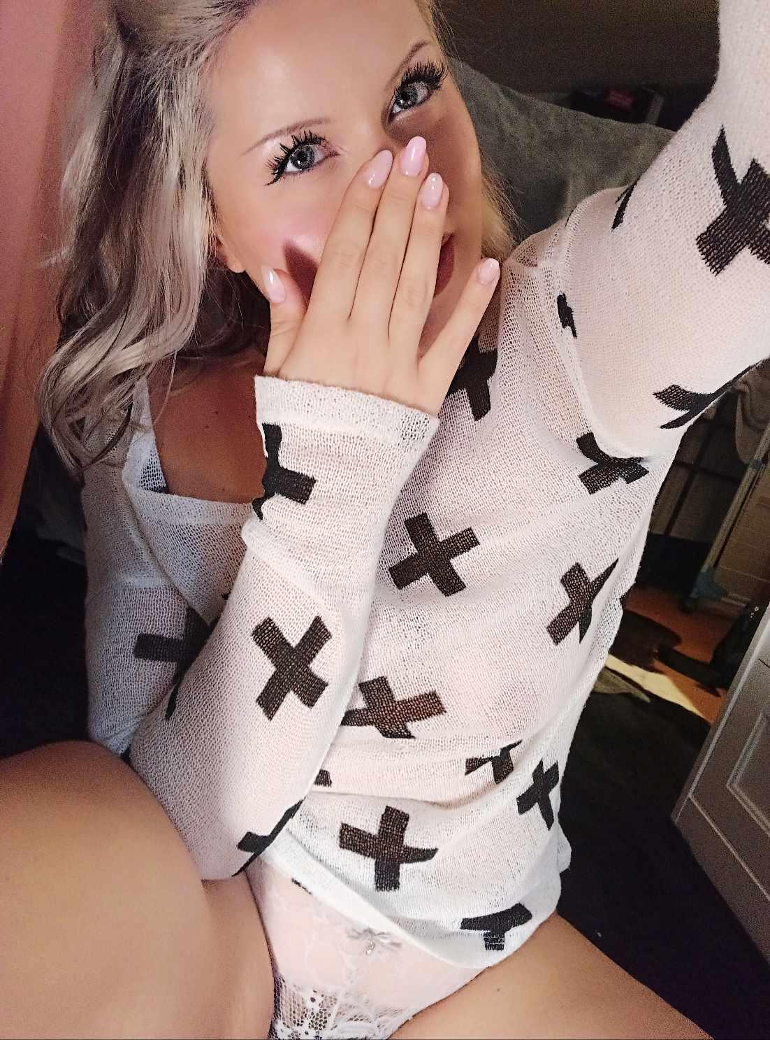 Ella_demoness's media
