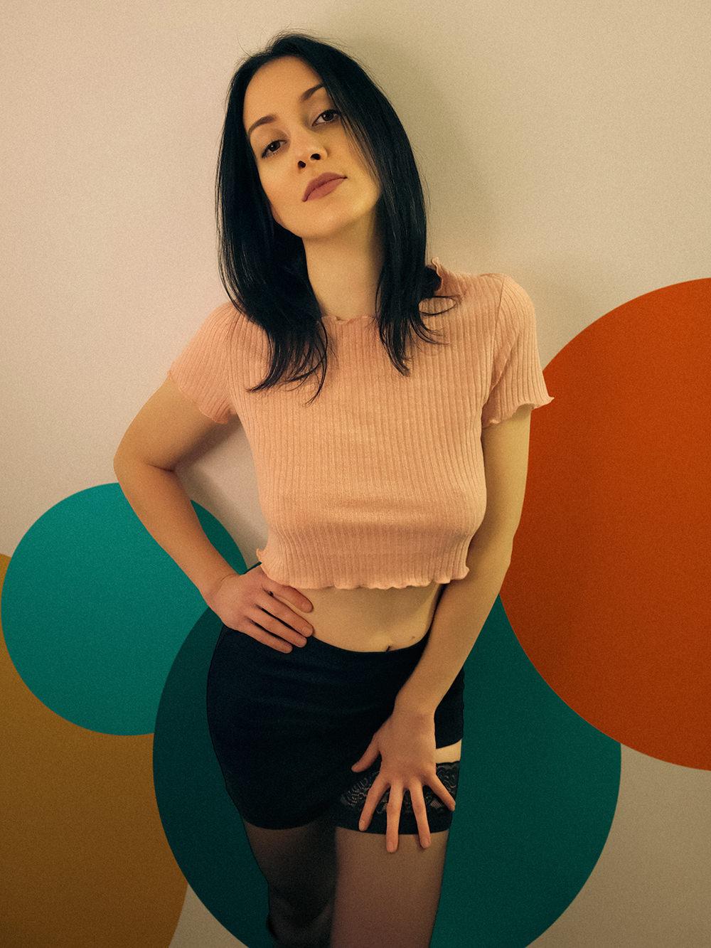 Ellaexhib's media