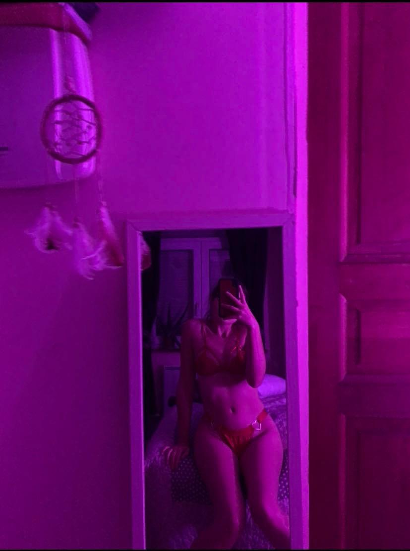 Emily03_'s media