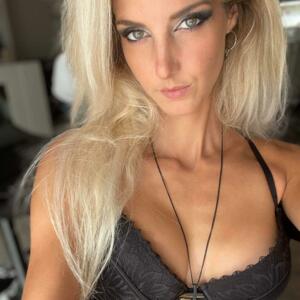 Emma85's media