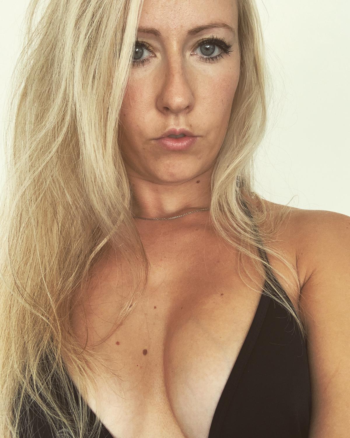 Emmy-2's media