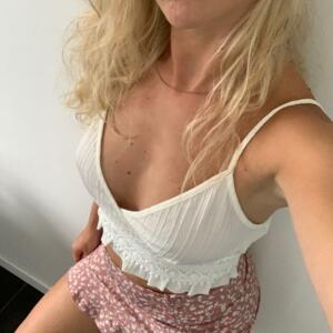 Emmy-2's media