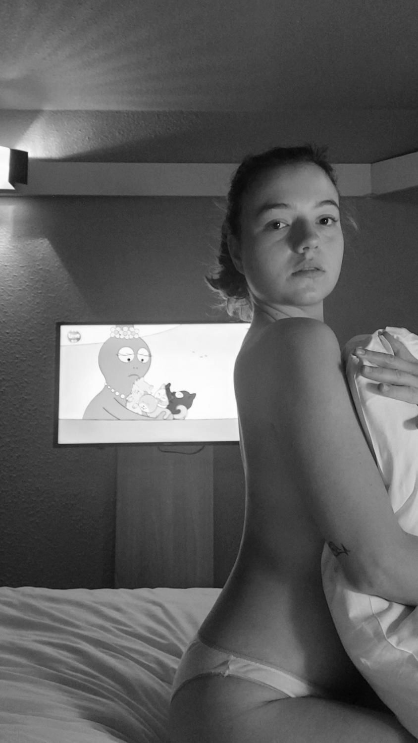 Emy25's media
