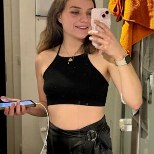 Emy25's media